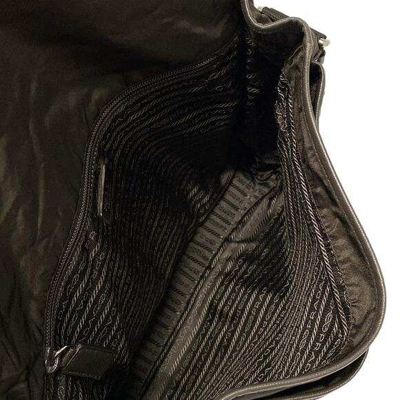 PRADA Shoulder Bag V166 - Picture 6 of 11